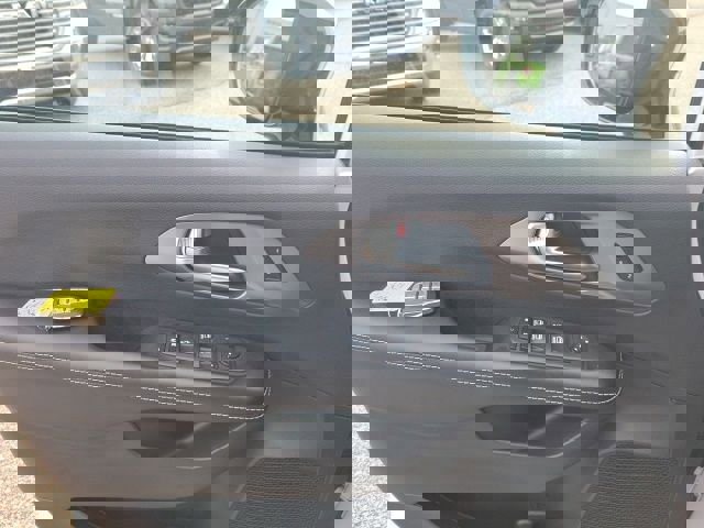 New 2026 Chrysler Pacifica Select image 14