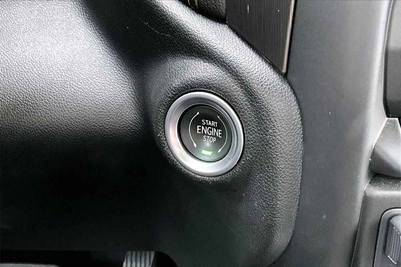 Used 2021 GMC Sierra 1500 AT4 w/ AT4 Premium Package image 27