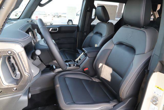 New 2026 Ford Bronco Outer Banks w/ Sasquatch Package image 15