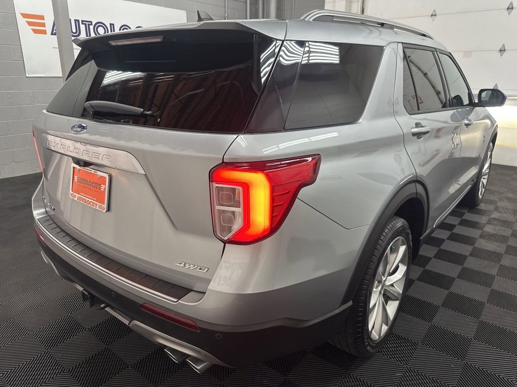 Used 2022 Ford Explorer Platinum w/ Equipment Group 601A AWD/4WD image 9