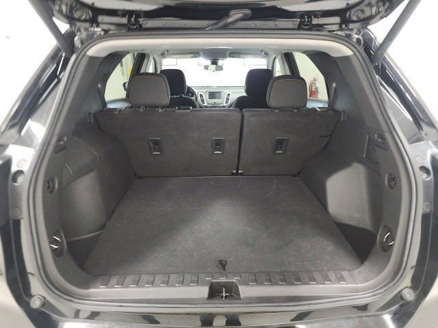 Used 2022 Chevrolet Equinox LT image 36