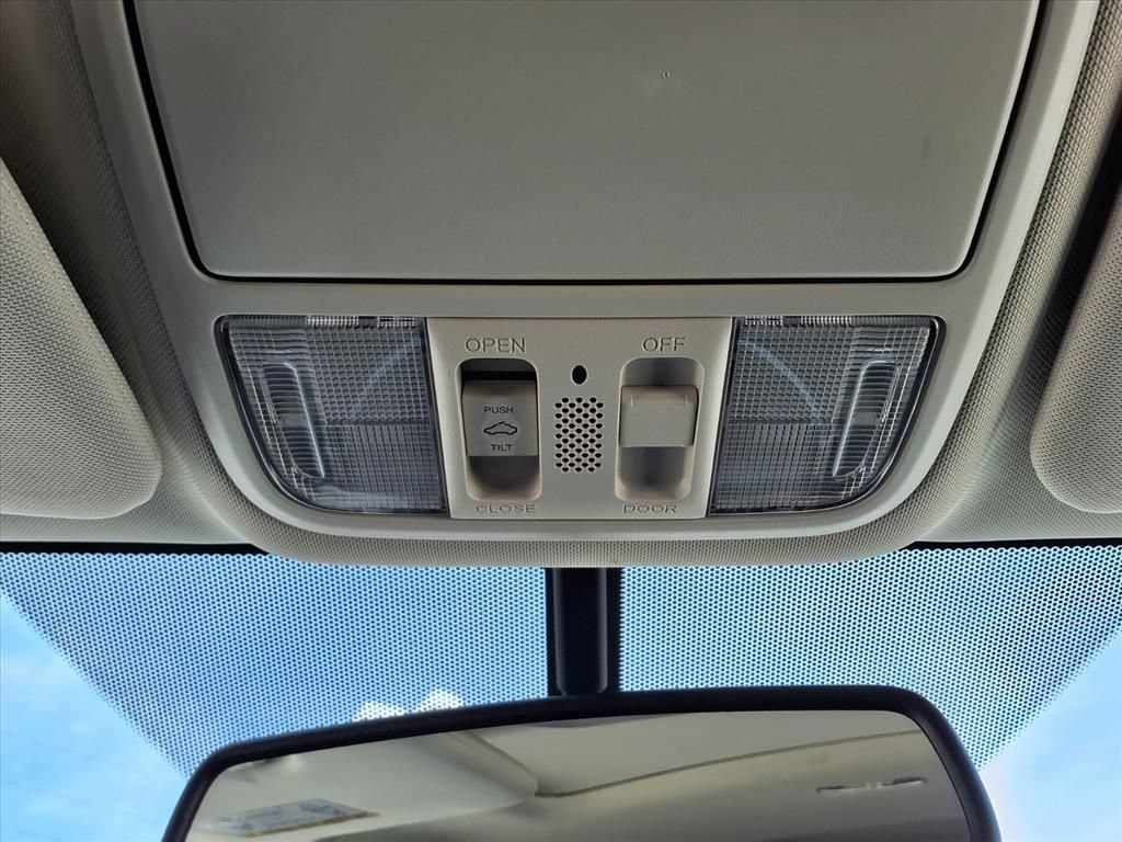 Used 2016 Honda CR-V EX-L image 19