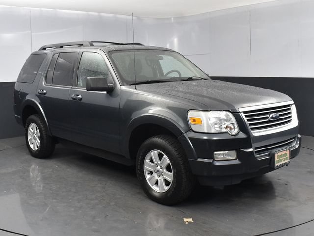 Used 2010 Ford Explorer XLT AWD/4WD image 2