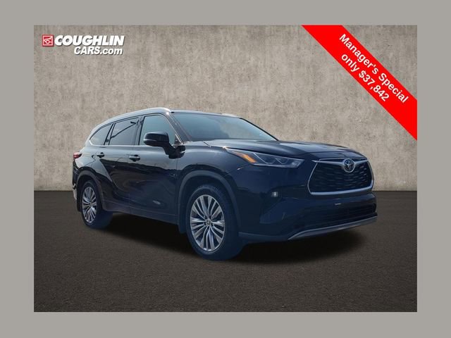 Used 2022 Toyota Highlander Platinum 360° Tour