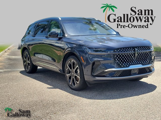 Certified 2024 Lincoln Nautilus Reserve AWD/4WD image 1