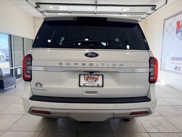 Used 2023 Ford Expedition Platinum image 5