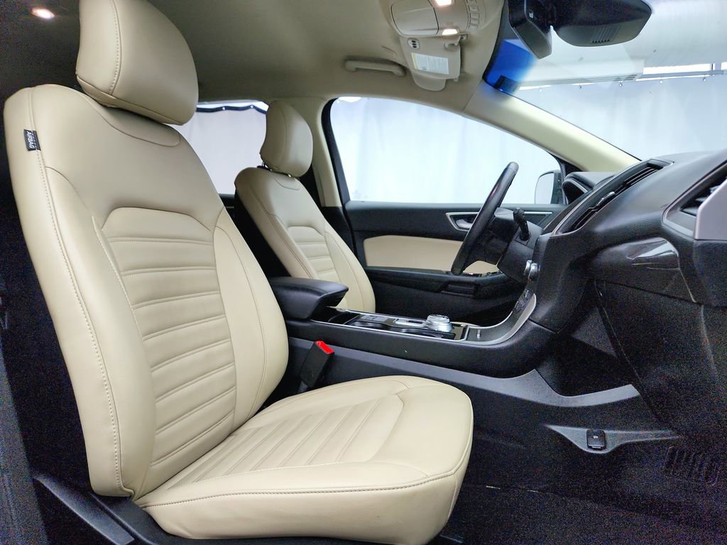Used 2019 Ford Edge SEL w/ Equipment Group 201A image 25