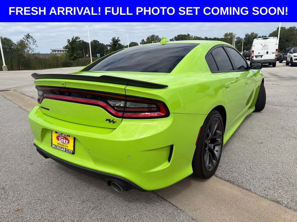 Used 2023 Dodge Charger R/T w/ Performance Handling Group RWD image 3