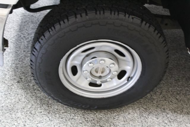 Used 2011 Ford F250 XL AWD/4WD image 21
