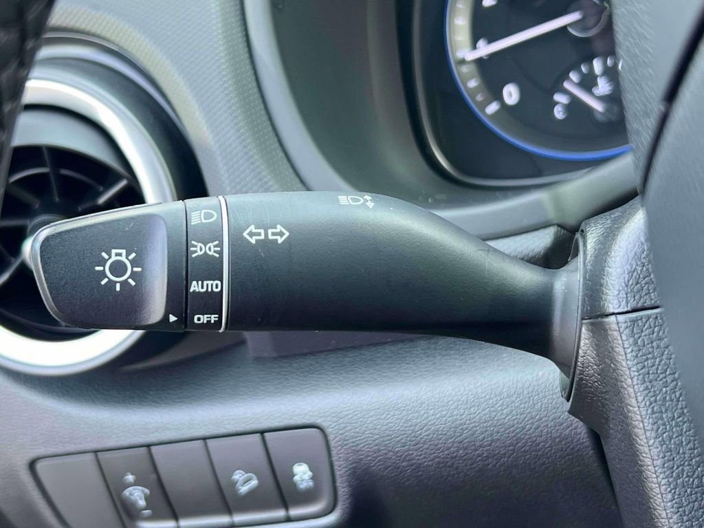 Used 2022 Hyundai Kona SEL w/ Convenience Package image 24