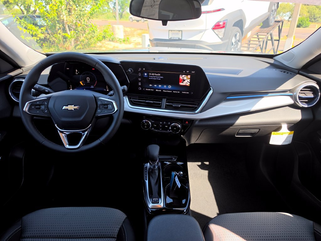 New 2026 Chevrolet Trax LT w/ Driver Confidence Package FWD image 15