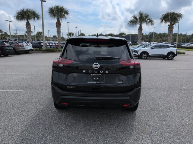 Used 2021 Nissan Rogue S AWD/4WD image 6