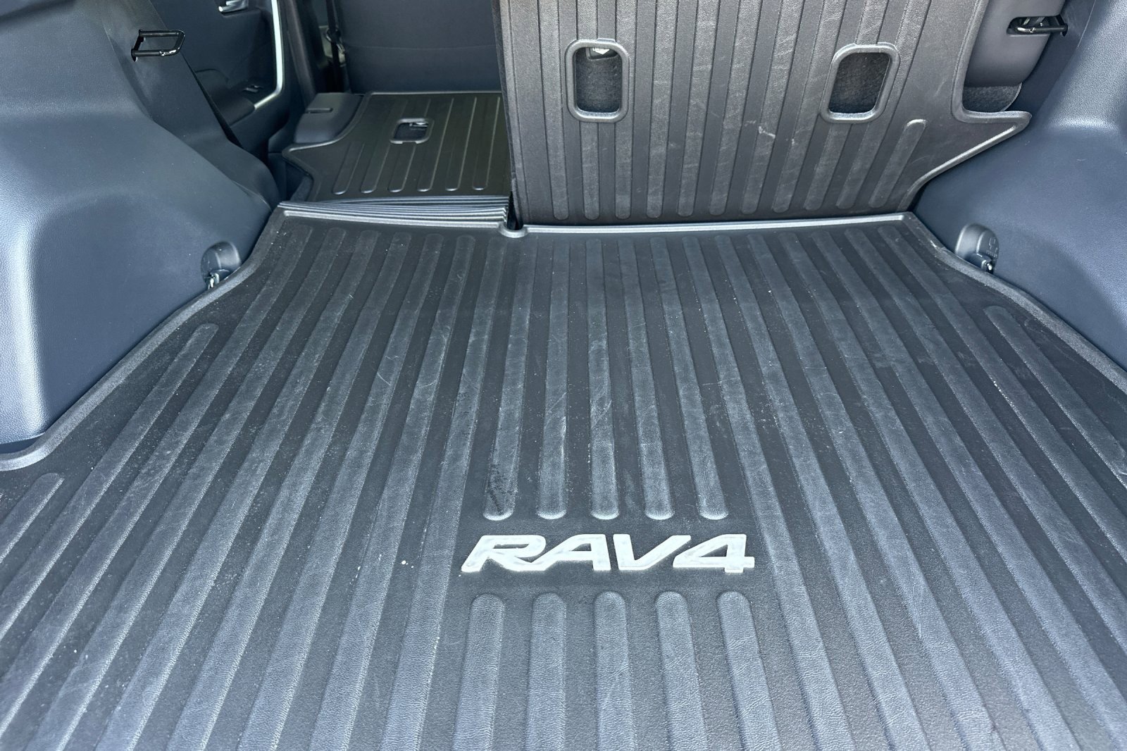 Certified 2025 Toyota RAV4 SE w/ Weather & Moonroof Package AWD/4WD image 14