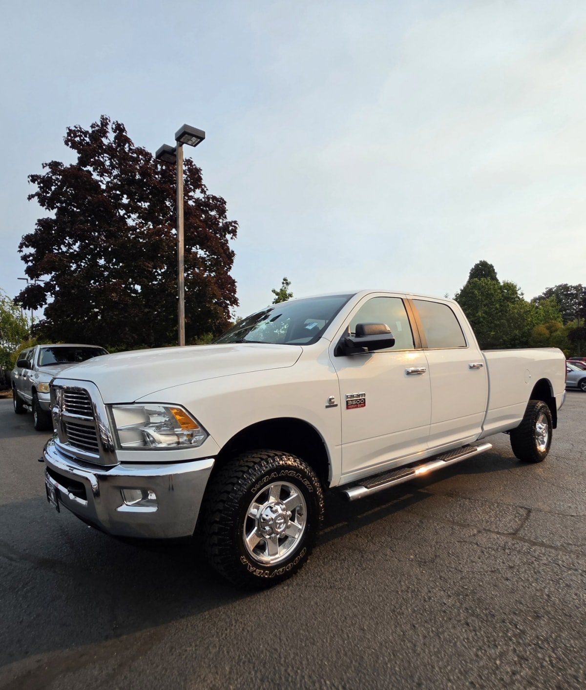 Used 2010 Dodge Ram 3500 Truck SLT w/ Big Horn Regional Package AWD/4WD image 4