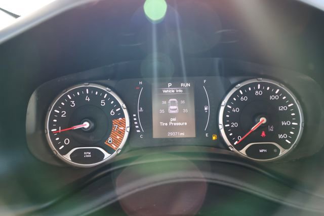 Used 2023 Jeep Renegade Latitude image 16