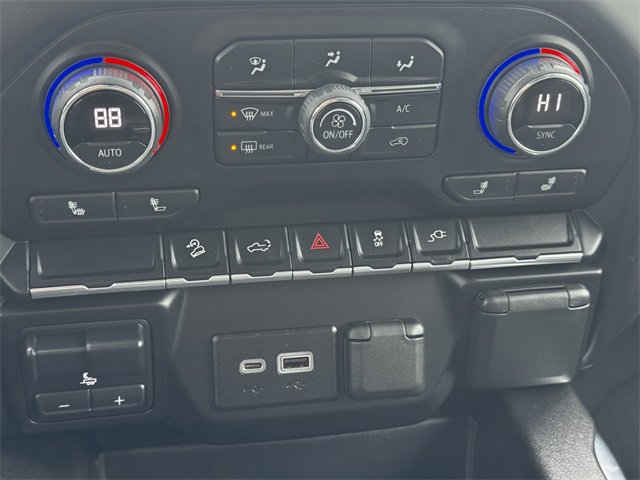 Used 2022 Chevrolet Silverado 1500 LT Trail Boss w/ Convenience Package II image 33