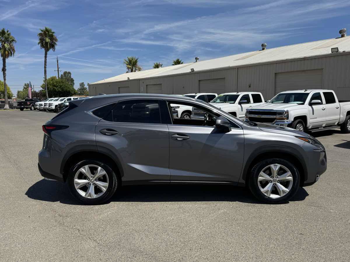 Used 2017 Lexus NX 200t FWD w/ Premium Package image 11