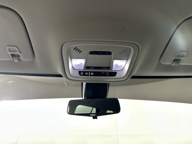 Used 2019 Chevrolet Traverse RS image 30