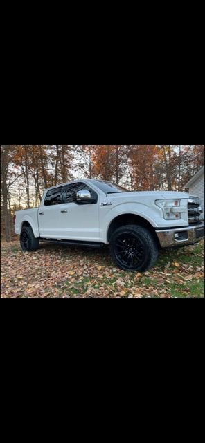 Used 2015 Ford F150 Lariat w/ Equipment Group 502A Luxury image 6