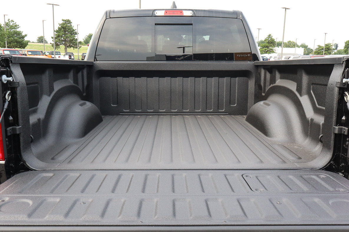 Used 2026 RAM 1500 Limited AWD/4WD image 14