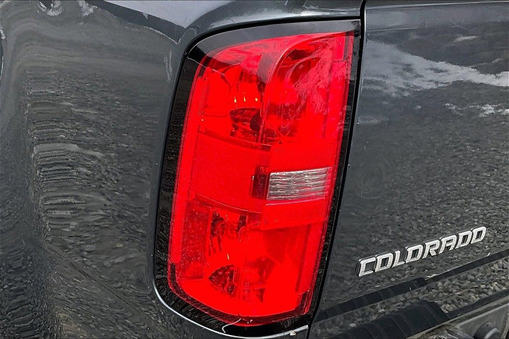 Used 2015 Chevrolet Colorado W/T image 19