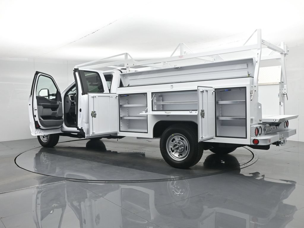 New 2026 Ford F350 XL w/ XL Chrome Package RWD image 43