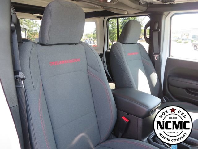 Used 2024 Jeep Wrangler Unlimited Rubicon w/ Technology Group AWD/4WD image 48