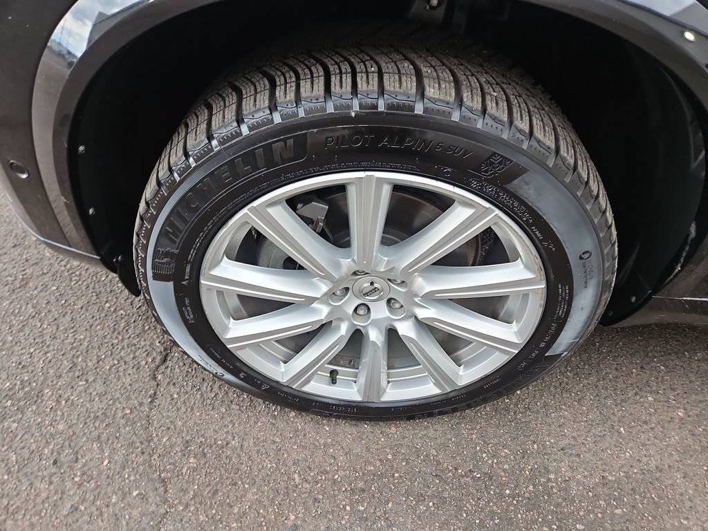 Used 2018 Volvo XC90 T6 Inscription w/ Convenience Package AWD/4WD image 28