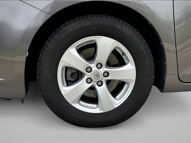 Used 2017 Toyota Sienna L FWD image 10