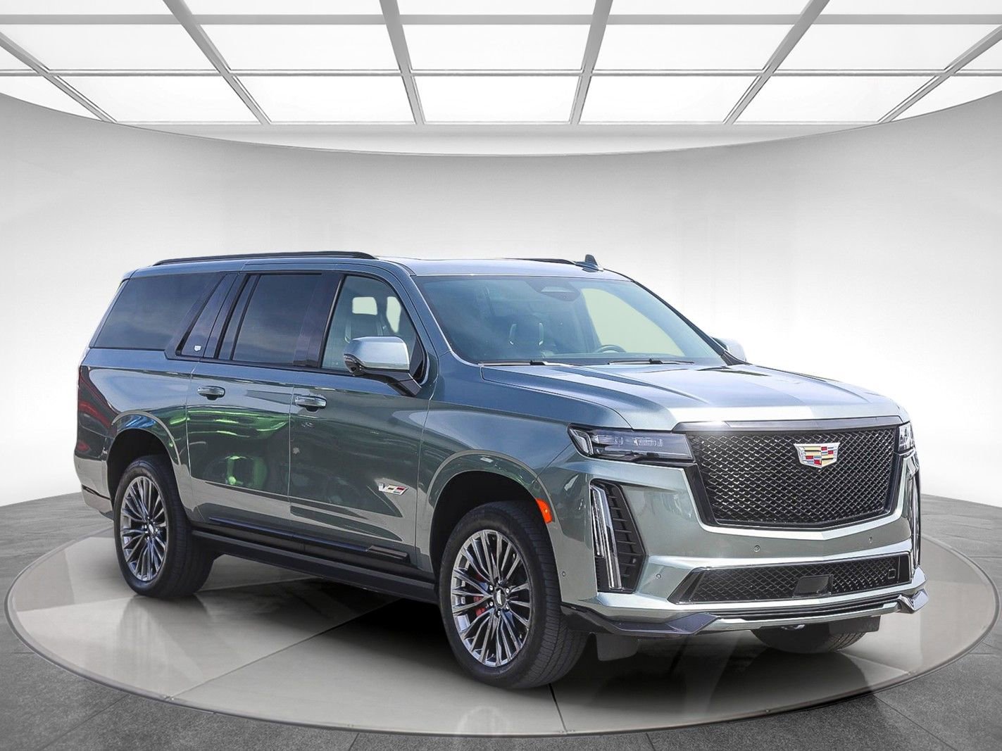 Used 2023 Cadillac Escalade ESV V image 5