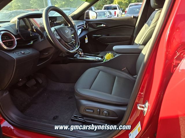 New 2026 Chevrolet Trax RS w/ Driver Confidence Package FWD image 7