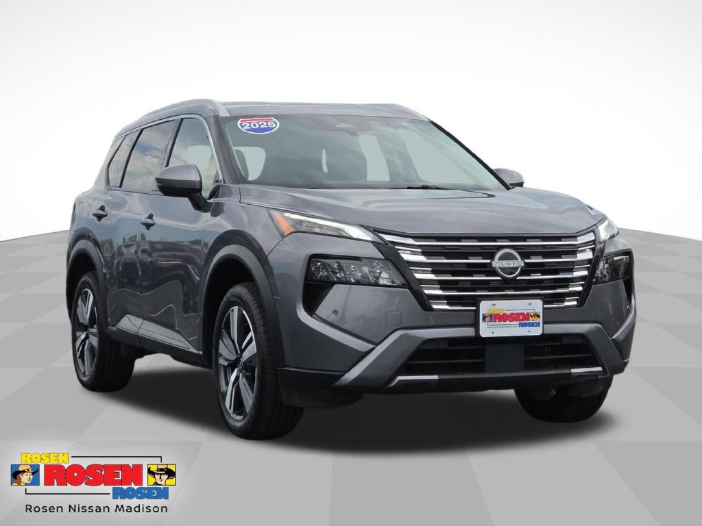 Used 2025 Nissan Rogue SL FWD 360° Tour
