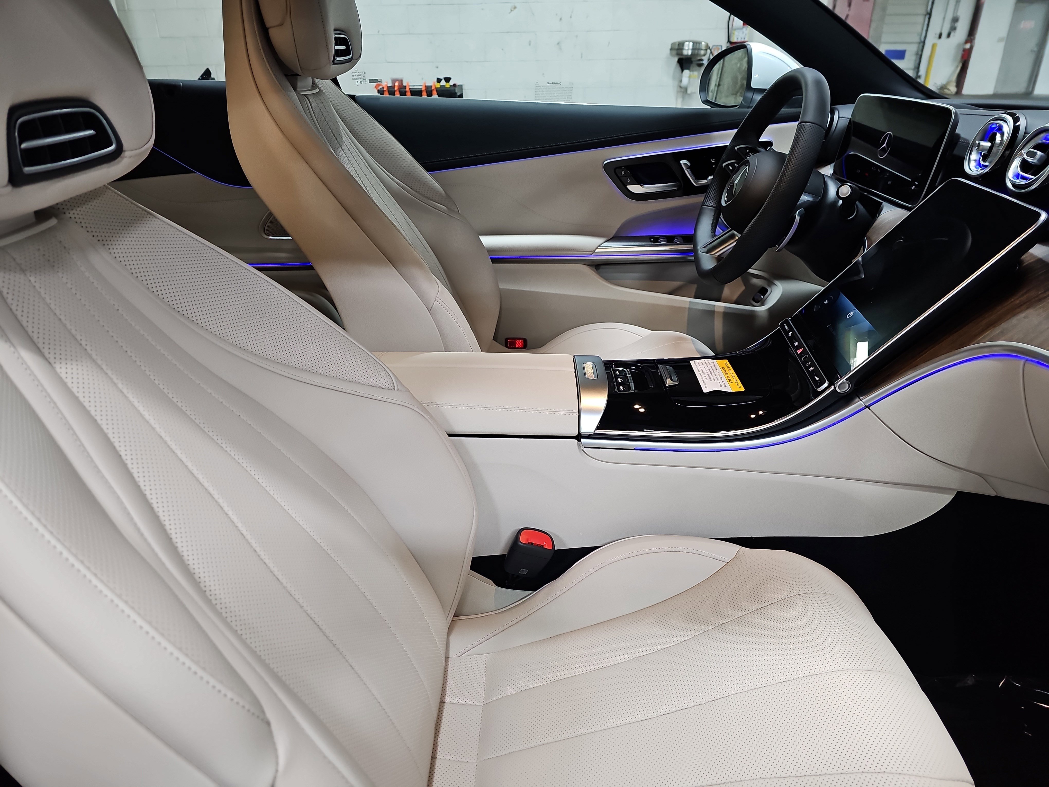 New 2026 Mercedes-Benz CLE 450 4MATIC Cabriolet image 10