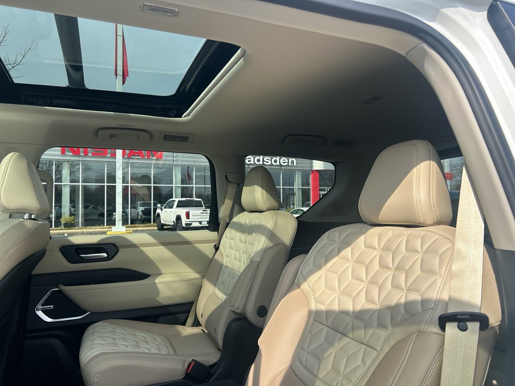 New 2026 Nissan Armada Platinum image 14