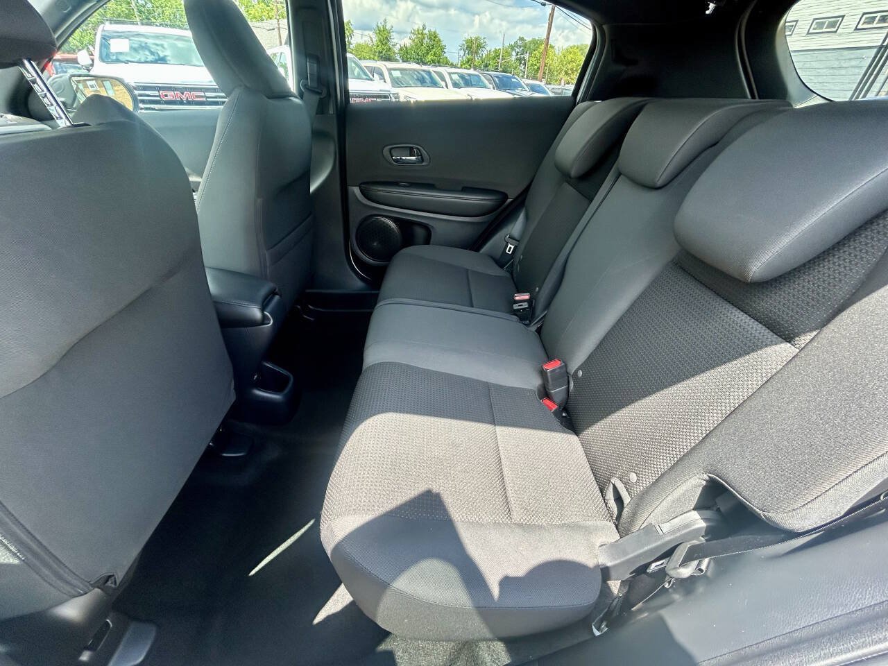 Used 2021 Honda HR-V Sport image 11