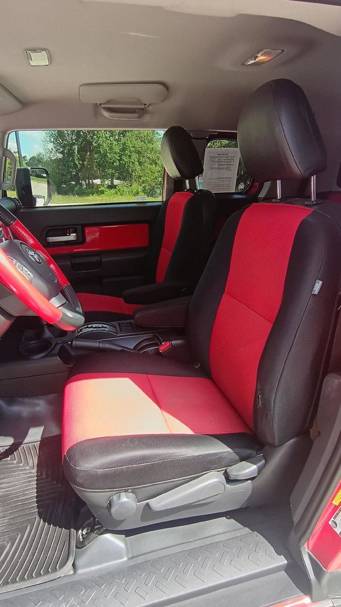 Used 2012 Toyota FJ Cruiser 4WD w/ Trail Teams Special Edition image 10