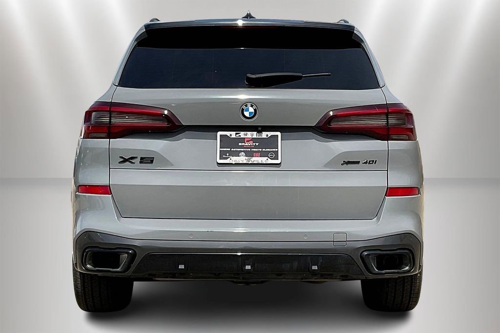 Used 2021 BMW X5 xDrive40i w/ M Sport Package image 5