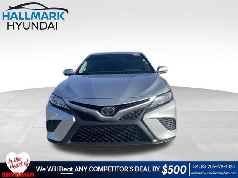 Used 2019 Toyota Camry SE