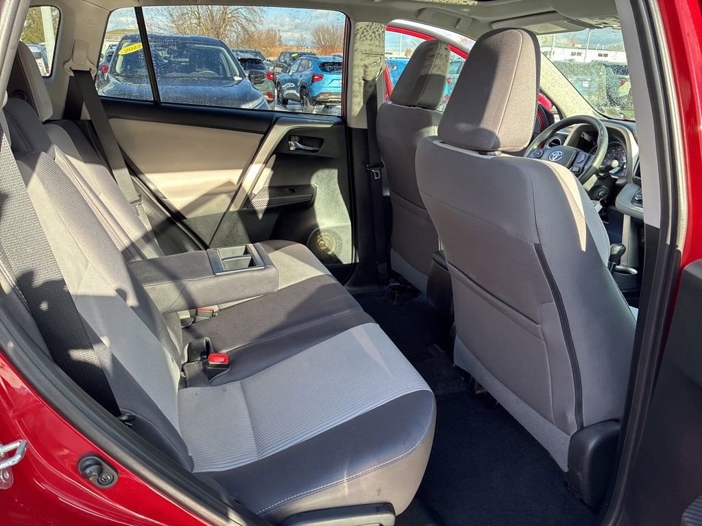 Used 2014 Toyota RAV4 XLE image 25