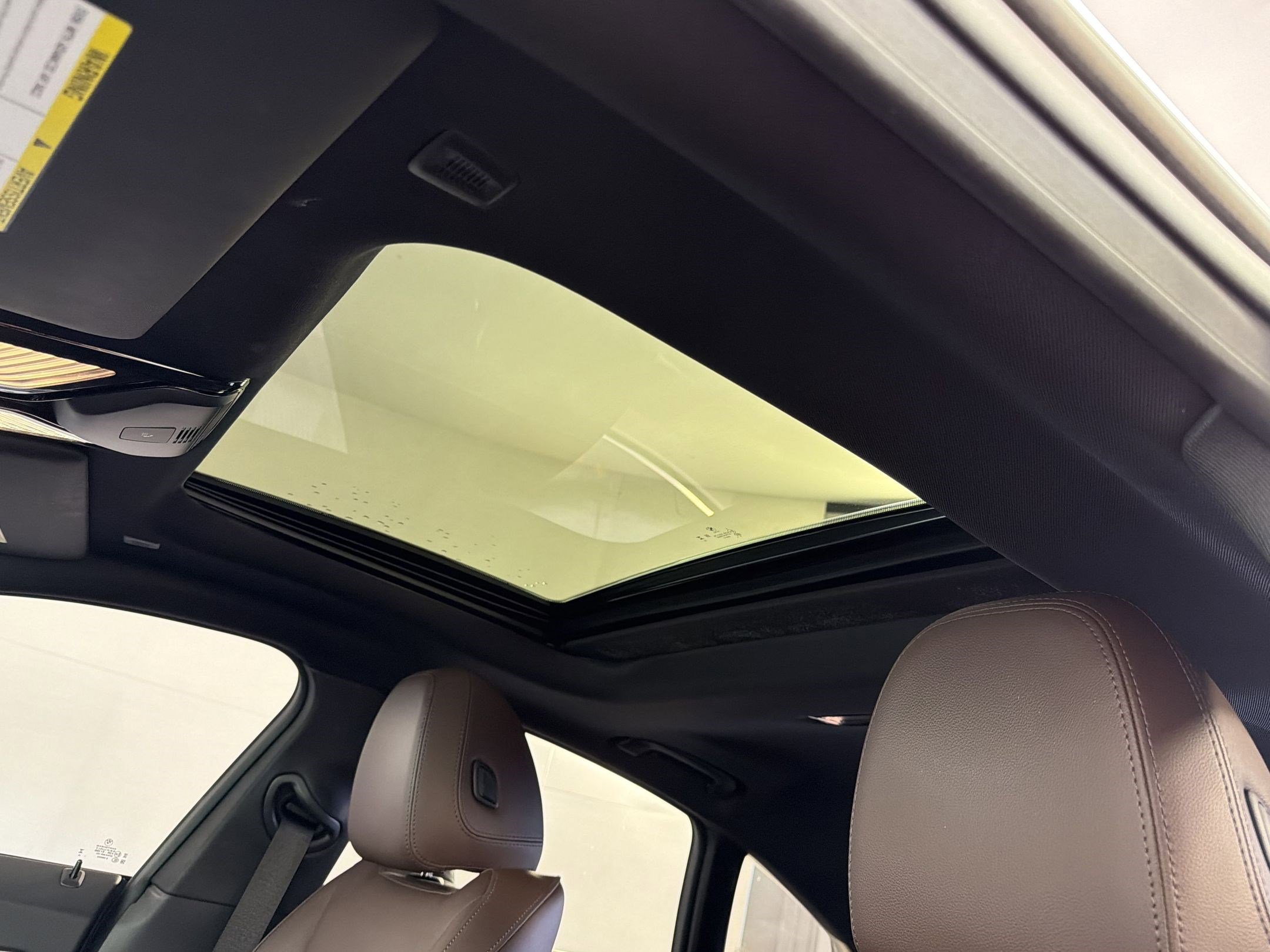 Used 2023 BMW i4 eDrive35 w/ Premium Package image 16