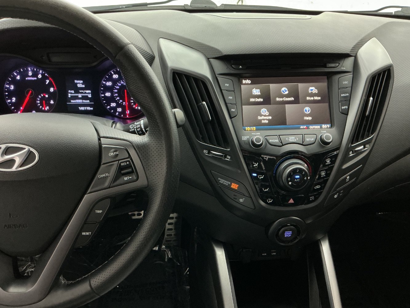 Used 2016 Hyundai Veloster Turbo FWD image 29