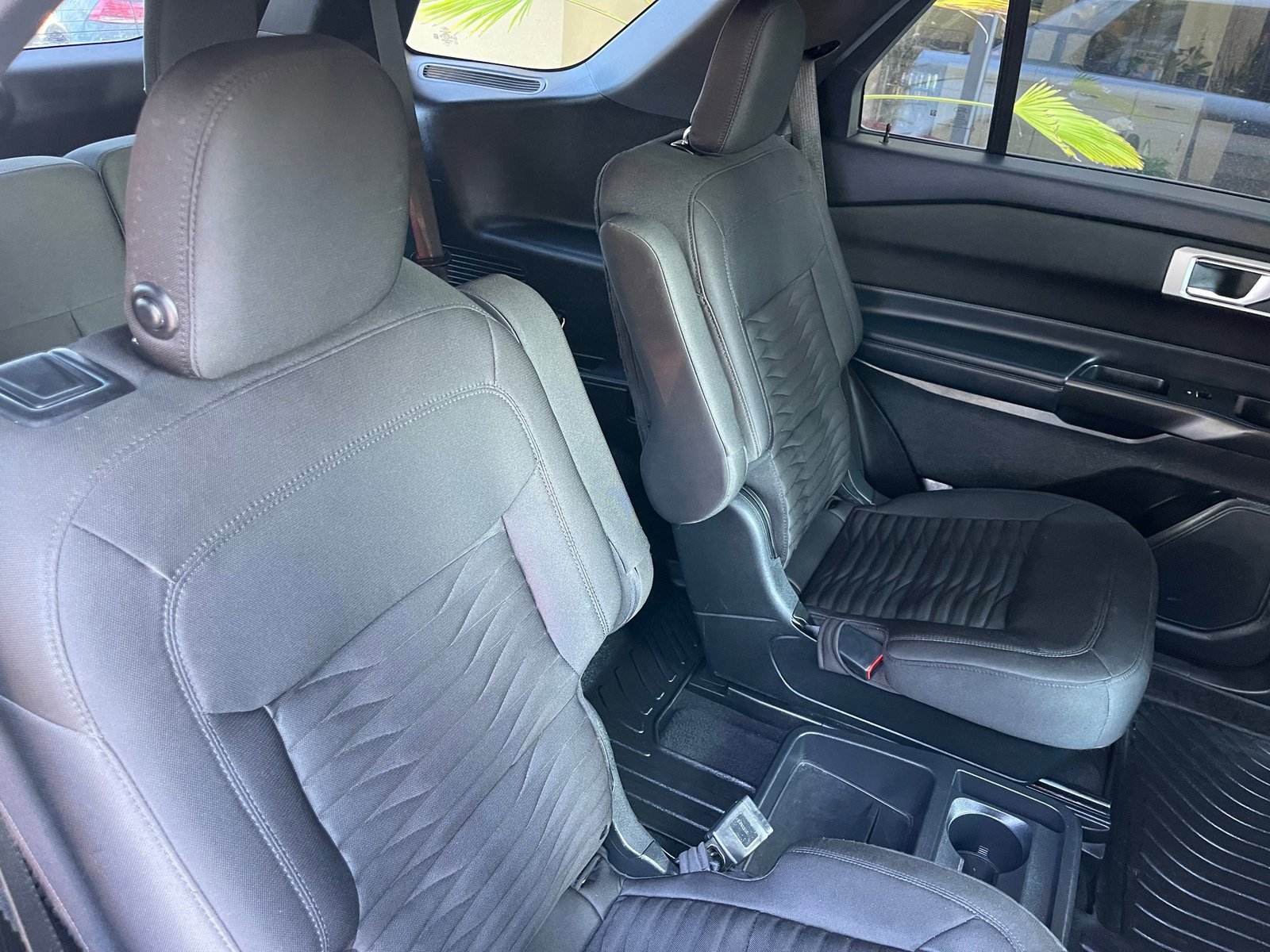 Used 2020 Ford Explorer XLT image 23