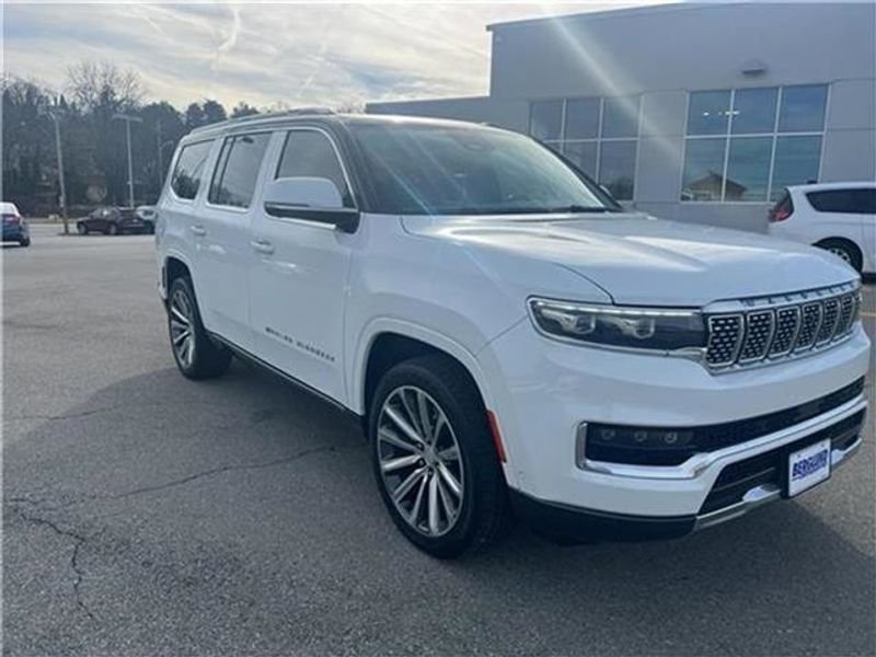 Used 2022 Jeep Grand Wagoneer Series II w/ Convenience Group III image 13