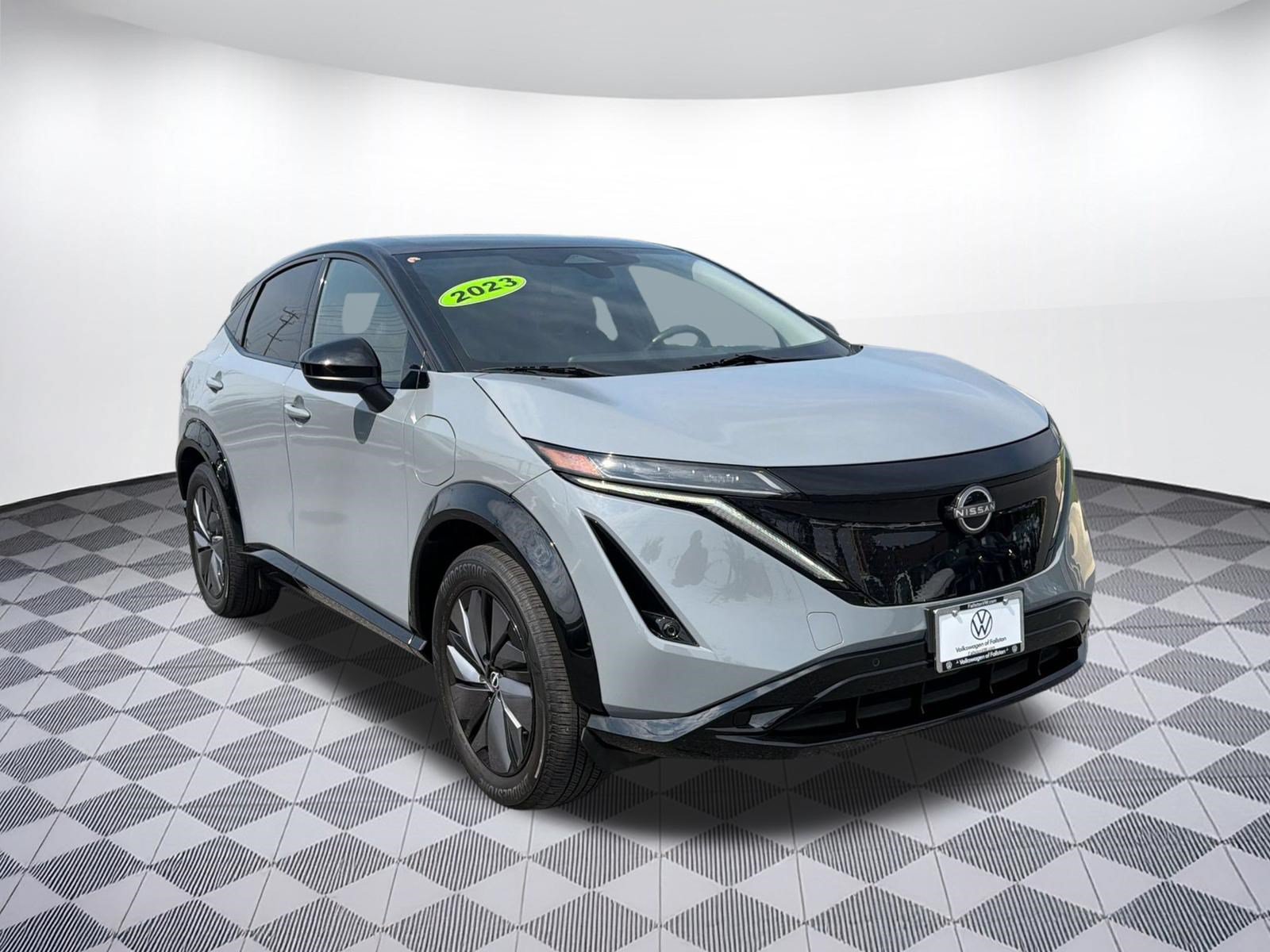 Used 2023 Nissan Ariya AWD image 7