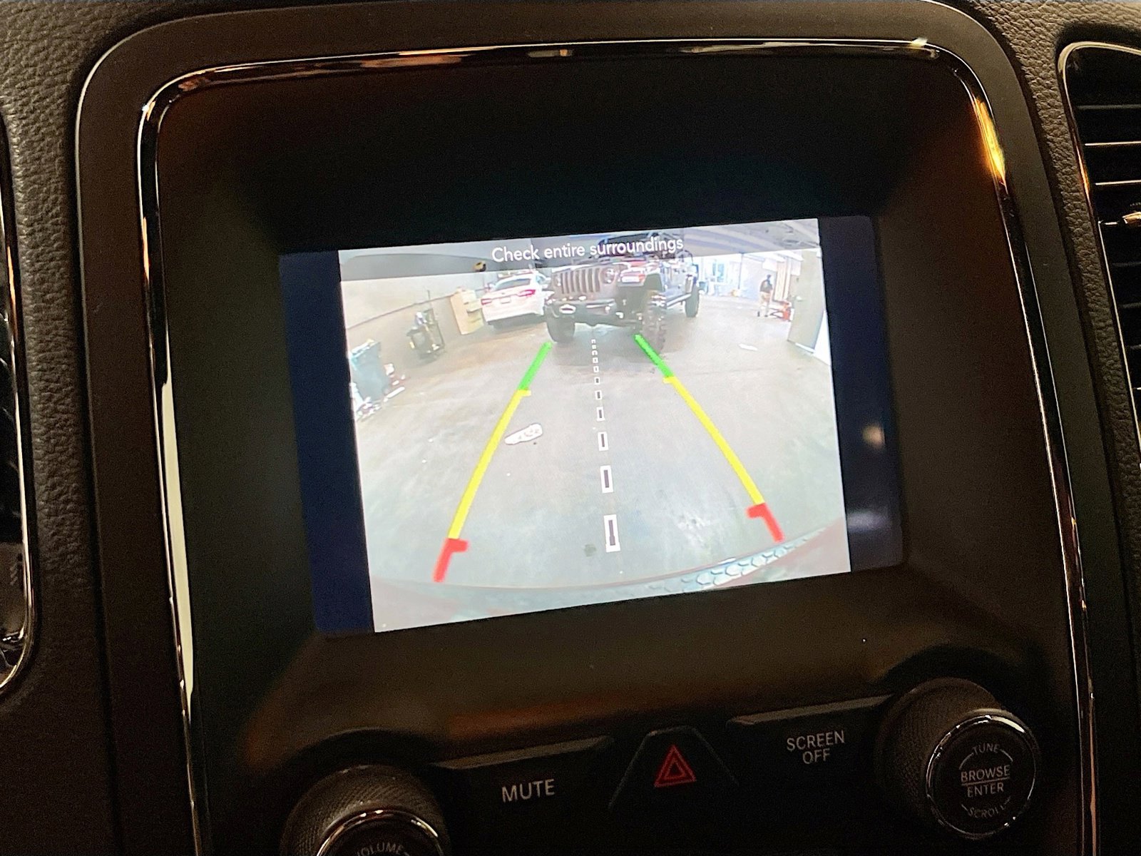 Used 2020 Dodge Durango GT w/ Blacktop Package image 9