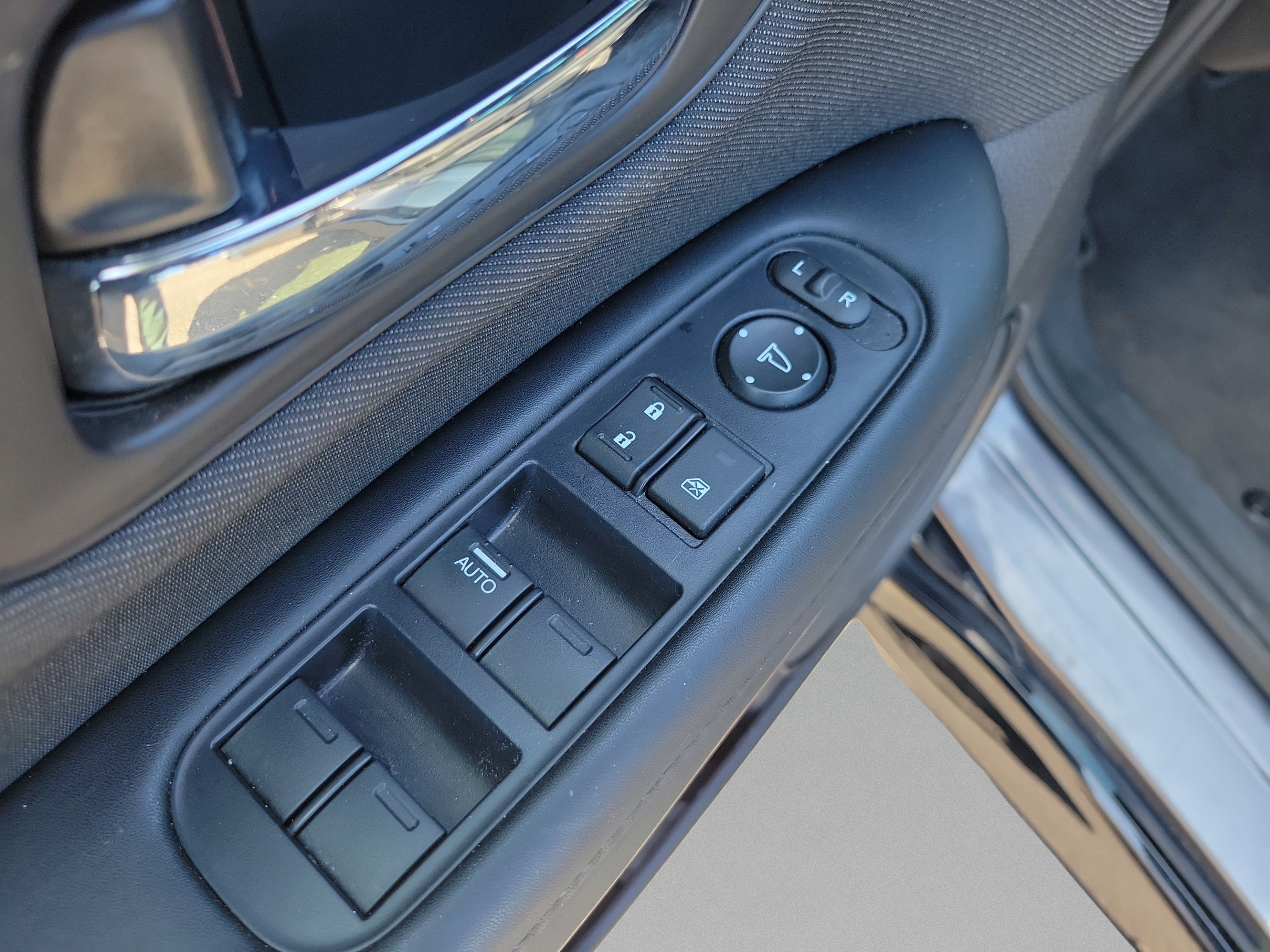 Certified 2020 Honda HR-V Sport image 23