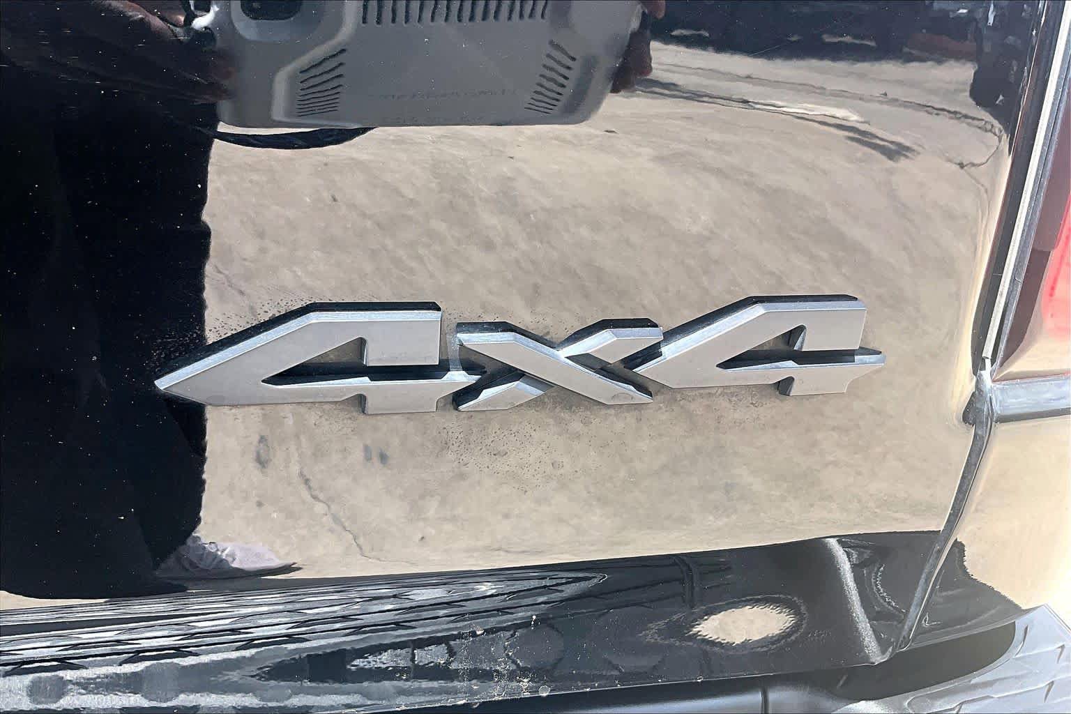 Used 2023 RAM 1500 Limited AWD/4WD image 10