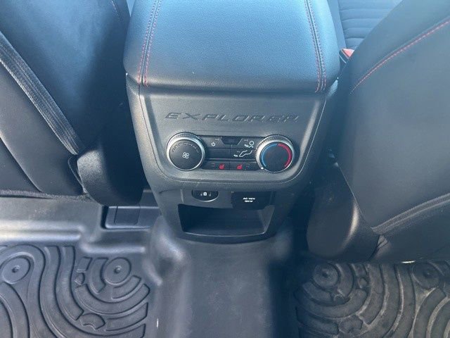 Used 2025 Ford Explorer ST-Line w/ Premium Package image 20