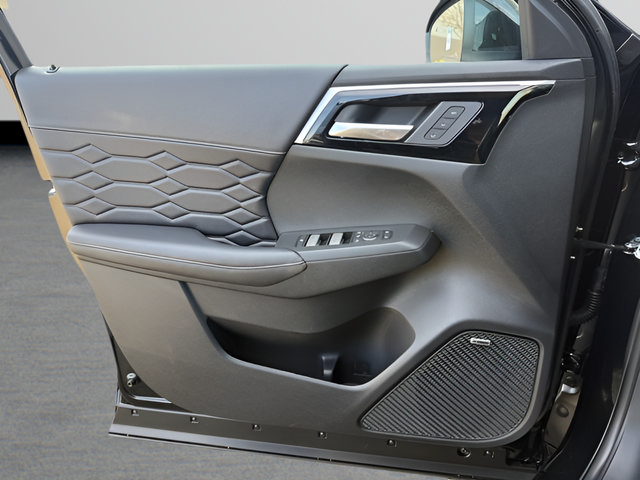 New 2026 Mitsubishi Outlander SEL FWD image 9