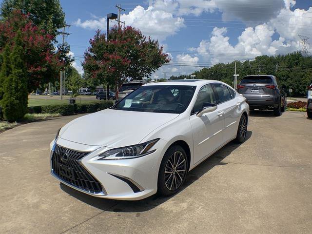 Used 2025 Lexus ES 300h w/ Premium Package